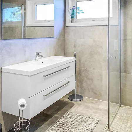 Σπίτι διακοπών 3 Bedroom Beautiful In *