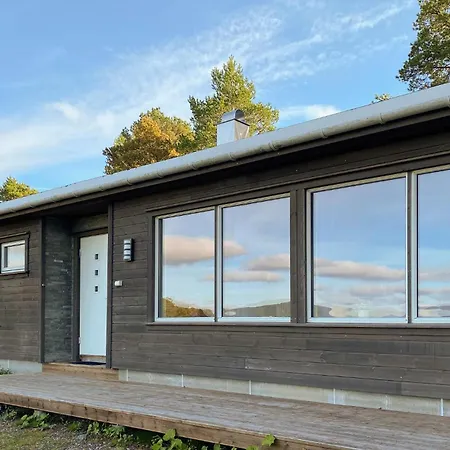 3 Bedroom Beautiful In Σπίτι διακοπών