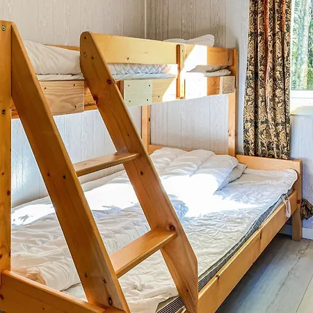 בית נופש 3 Bedroom Beautiful In *