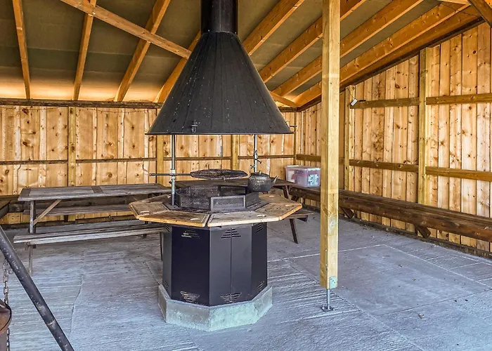 Feriehus 3 Bedroom Beautiful In *